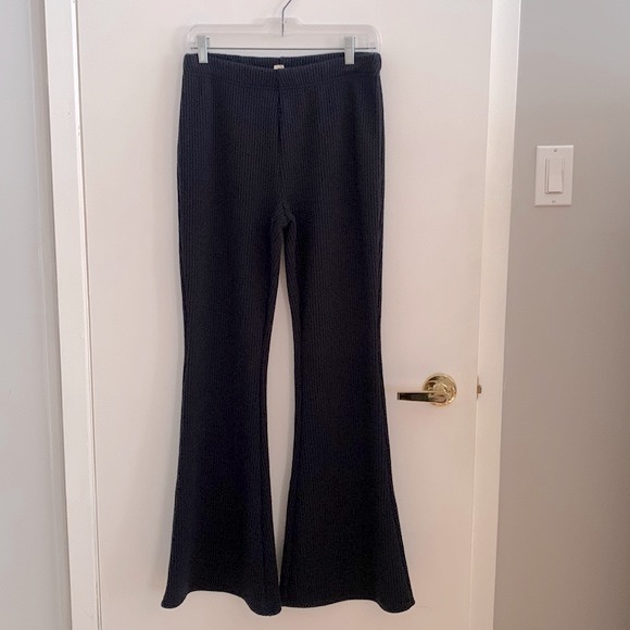 [M] AMERICAN EAGLE super high waisted sweater flare pant - Picture 1 of 6